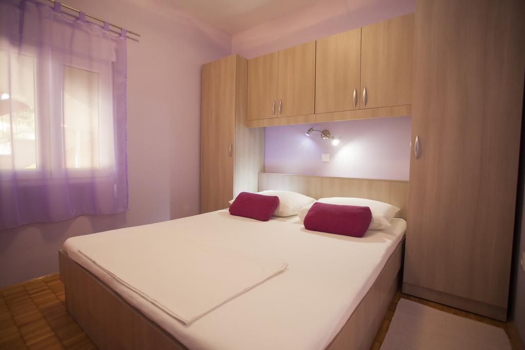 Villa Neda Makarska Værelse billede